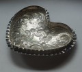 PUDEŁKO/ PUZDERKO na tabletki w kształcie serca, srebro 925(sterling silver), Anglia, ok. 1890r