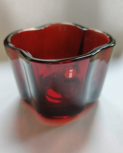 Świecznik Iittala Aalto Cranberry 60 mm - Fiński Design od Alvara Aalto