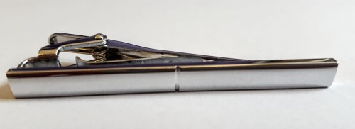 Spinka krawatowa